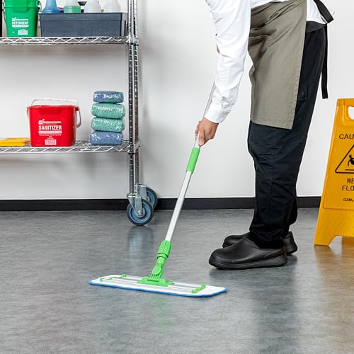 Restaurantware Clean Tek Professional 19 Inch Wet Mop 1